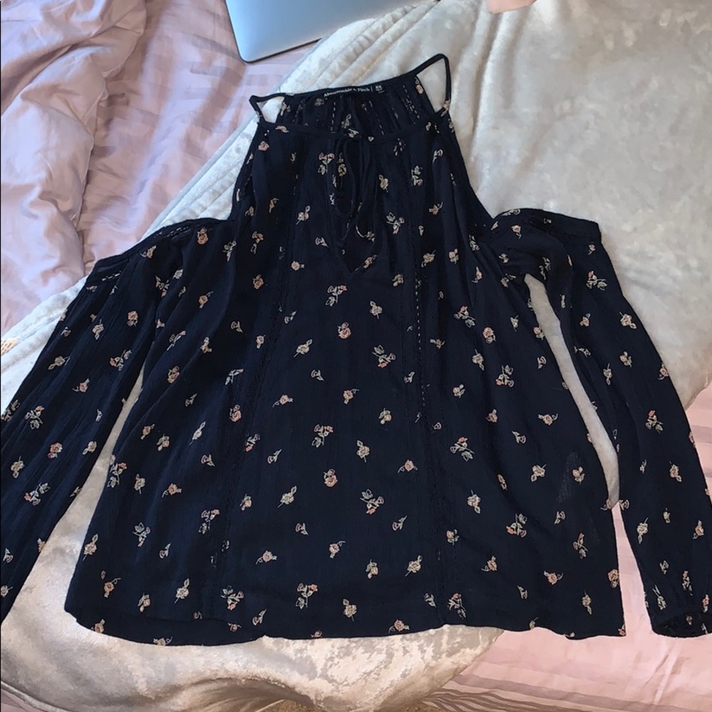 Abercrombie & Fitch Blouse